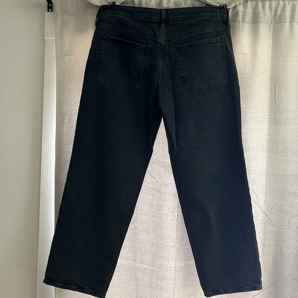 Old Navy size 12 Petite Low Rise O.G. Loose Jeans (black denim) - Picture 4 of 4